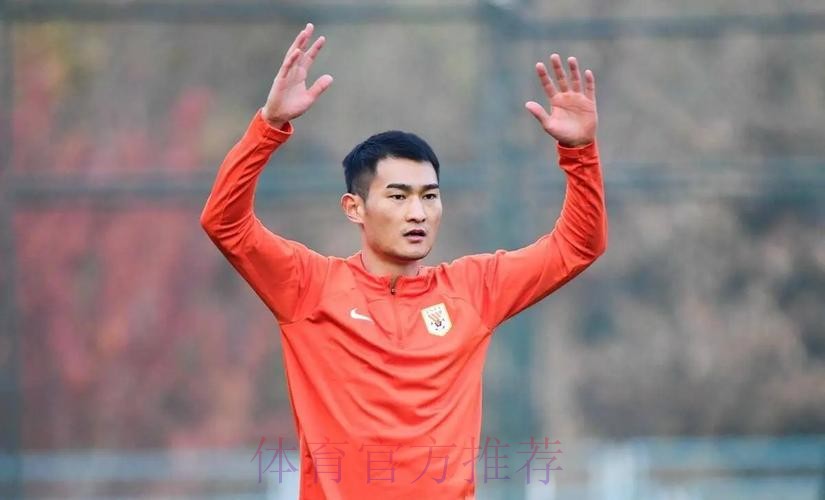 东亚杯|国足赛后积极休整 廖力生采访流露真情 东亚杯|国足赛后积极休整 廖力生采访流露真情