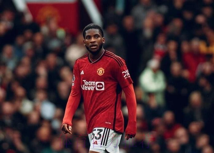 7M晚报：泰山1-1海牛 曼联中卫坎布瓦拉加盟黄潜